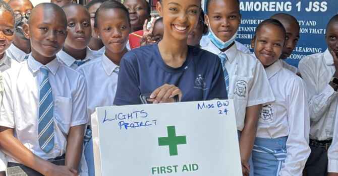 Miss World Botswana, Anicia Gaothusi with students